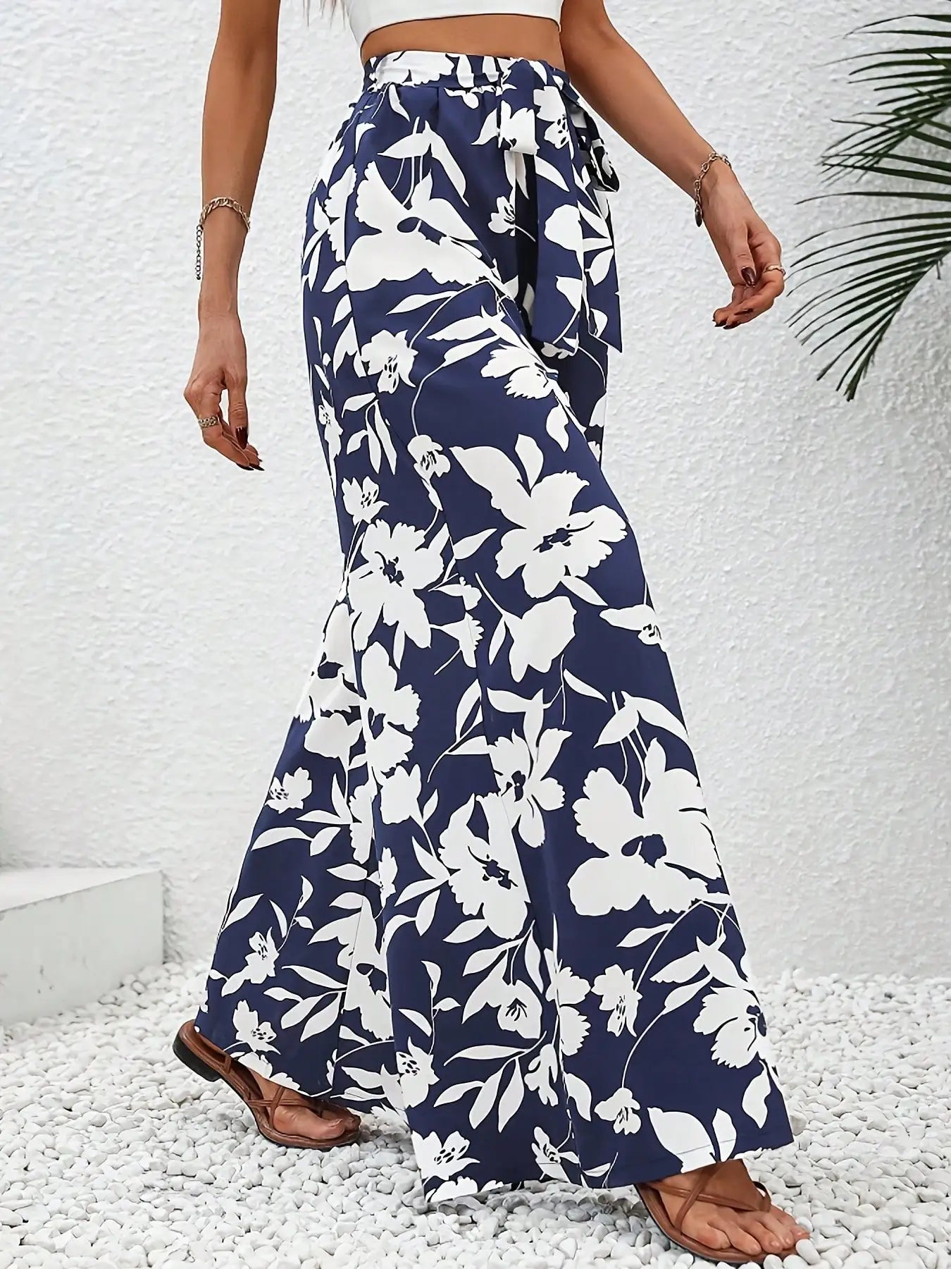 Casual and comfortable vacation style women's clothing, summer floral print wide leg pants, high waisted pants, long pants